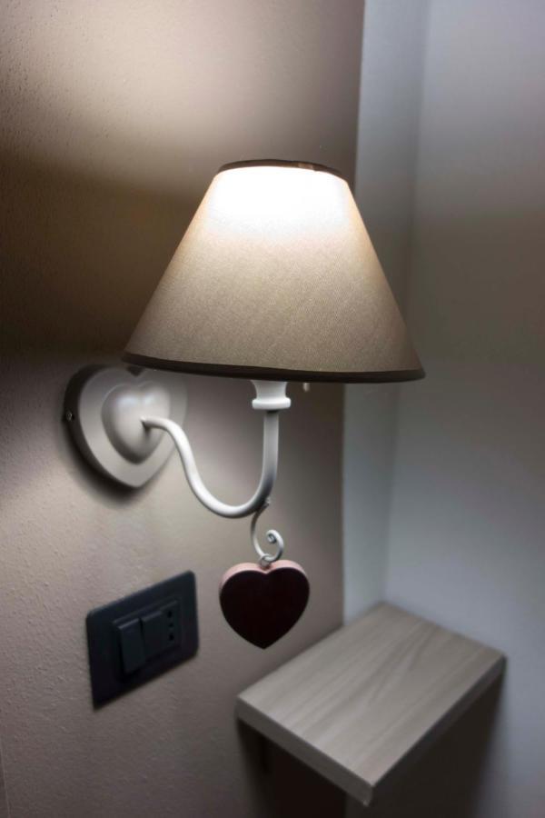 B&B La Casa Dei Cuori Millesimo ภายนอก รูปภาพ
