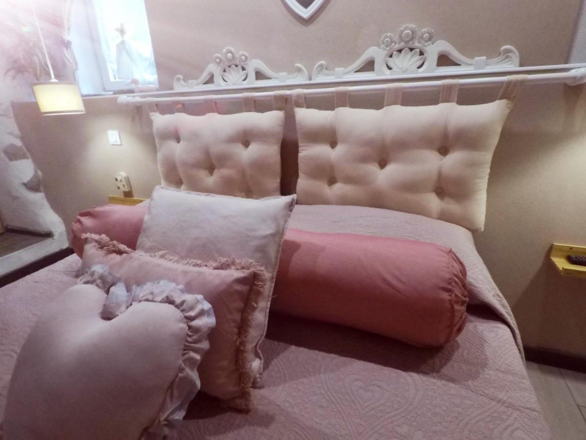 B&B La Casa Dei Cuori Millesimo ภายนอก รูปภาพ