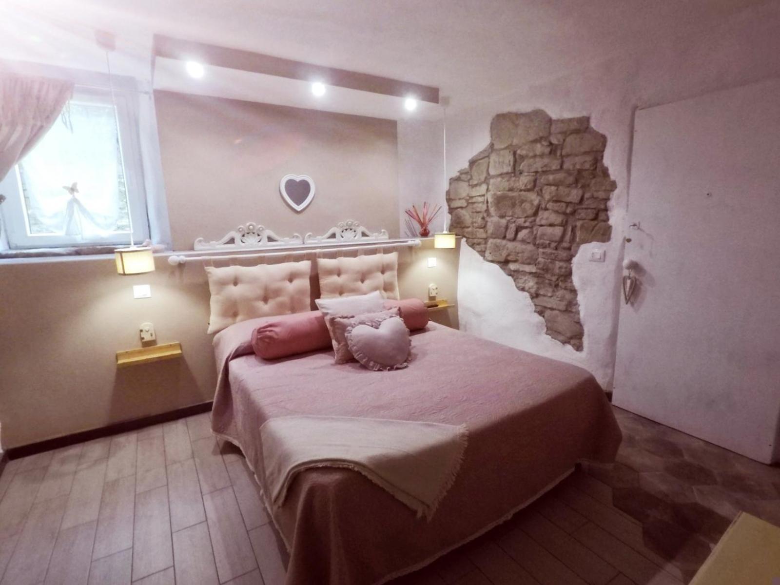 B&B La Casa Dei Cuori Millesimo ห้อง รูปภาพ