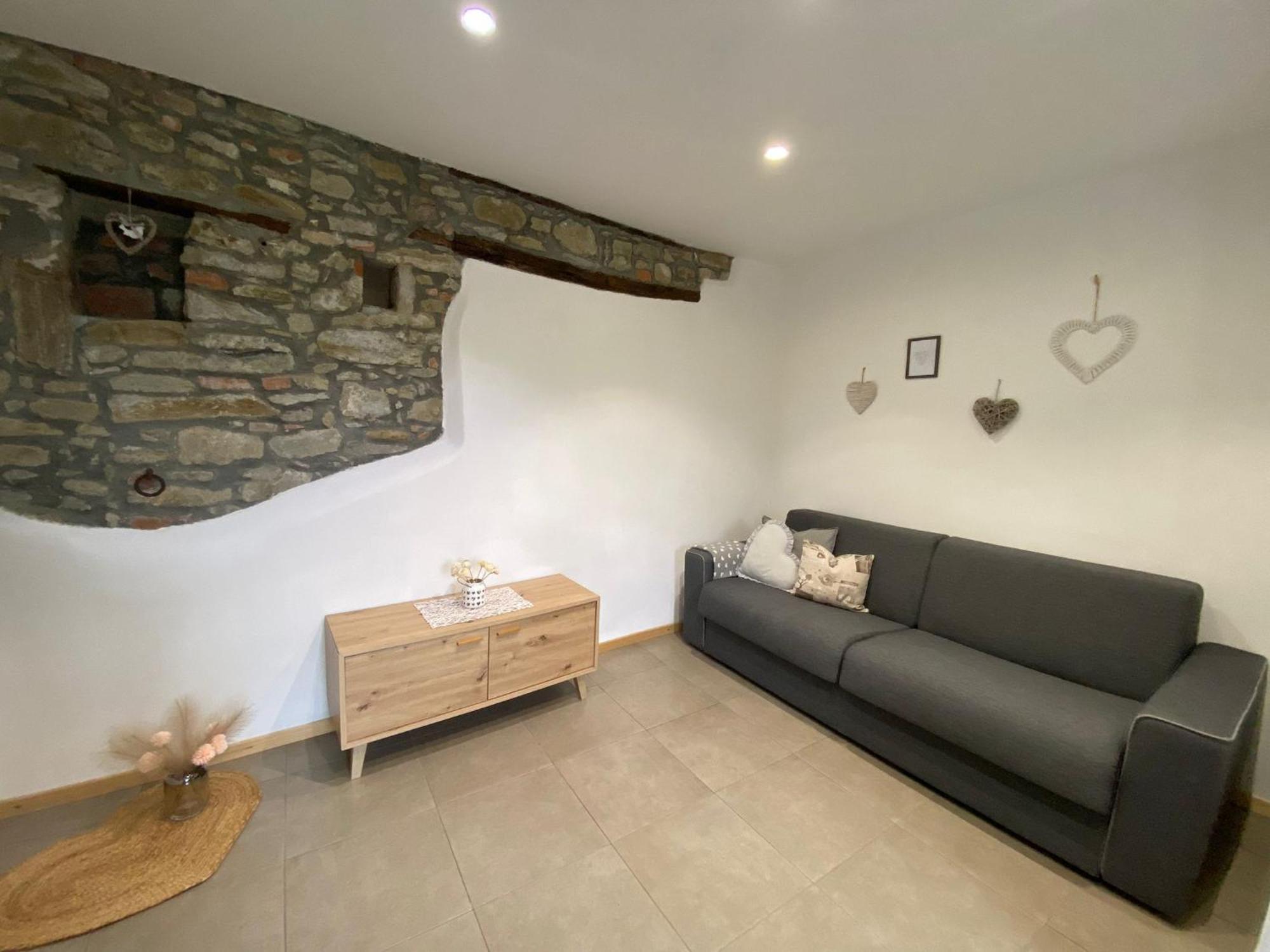 B&B La Casa Dei Cuori Millesimo ภายนอก รูปภาพ